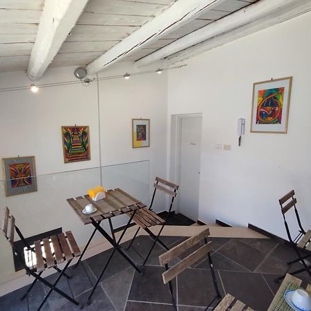 Yhomisus Bed and Breakfast Comiso Buitenkant foto