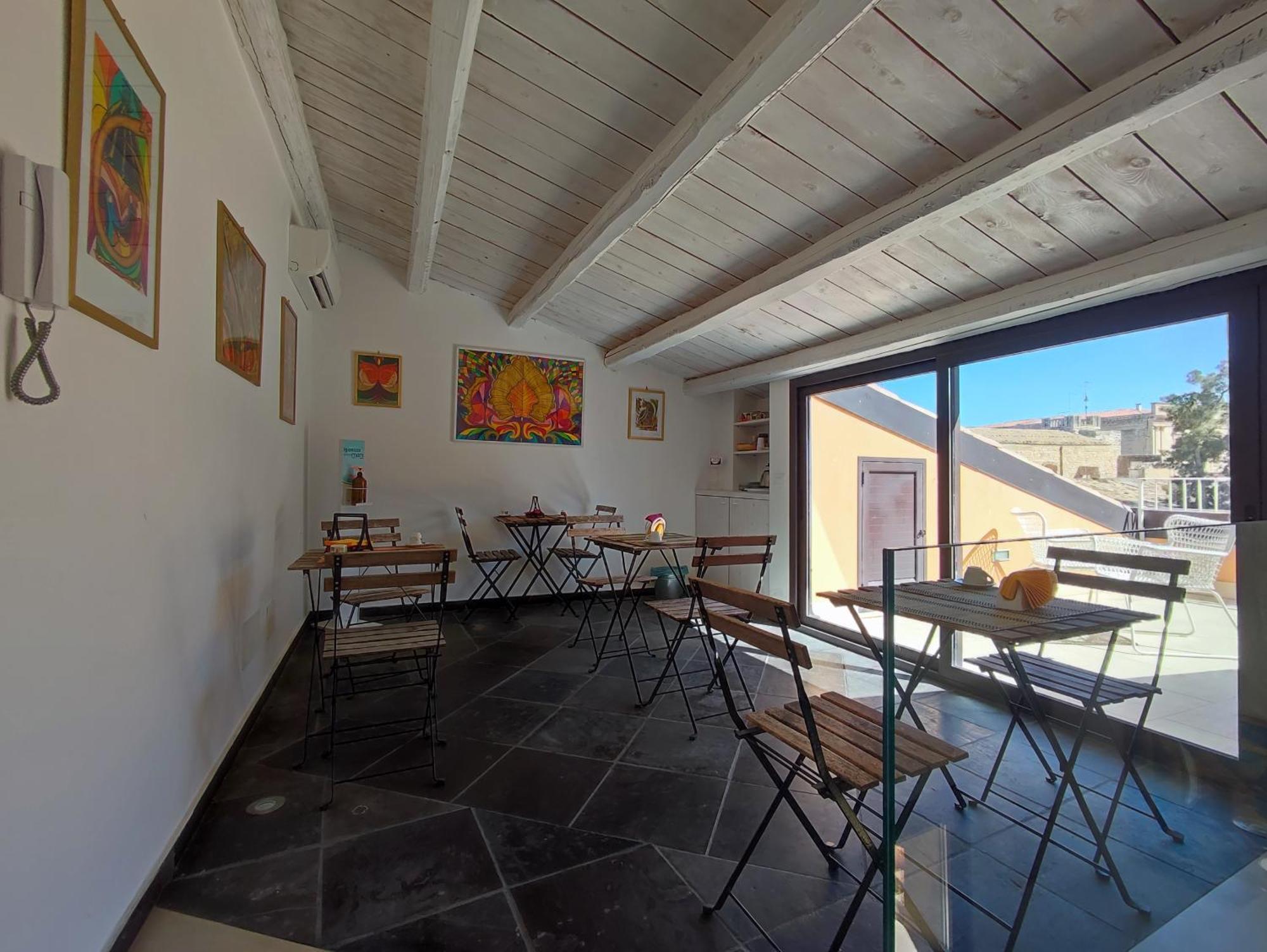 Yhomisus Bed and Breakfast Comiso Buitenkant foto